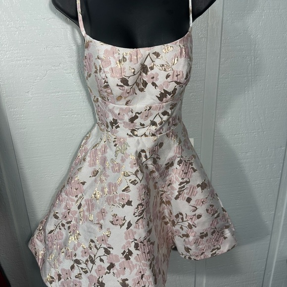 B Darlin Juniors' Lace-Up A-Line Spaghetti Strap Dress Size 3/4 NWOT - Picture 5 of 10